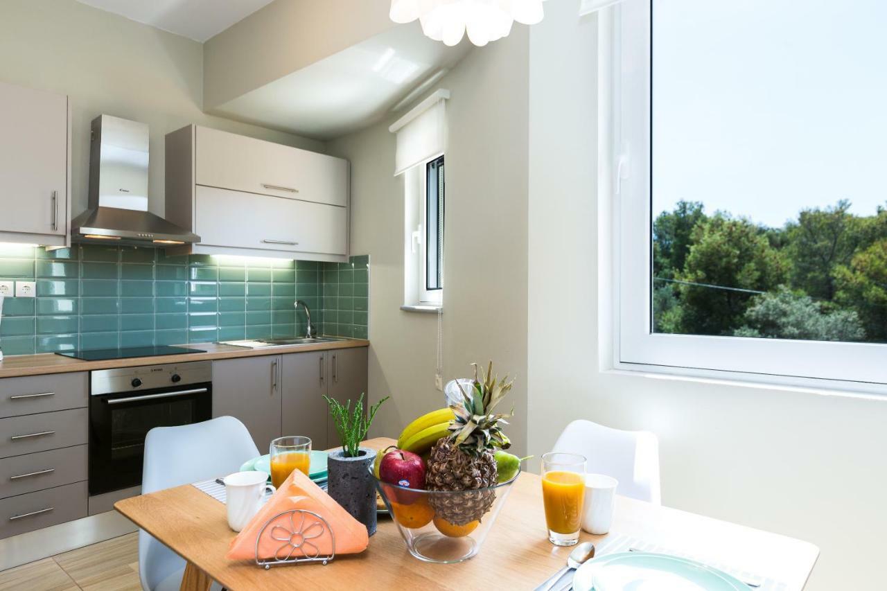 Chania Elite Homes Ii-Apartment Near Venizelos Tombs Monument Bagian luar foto