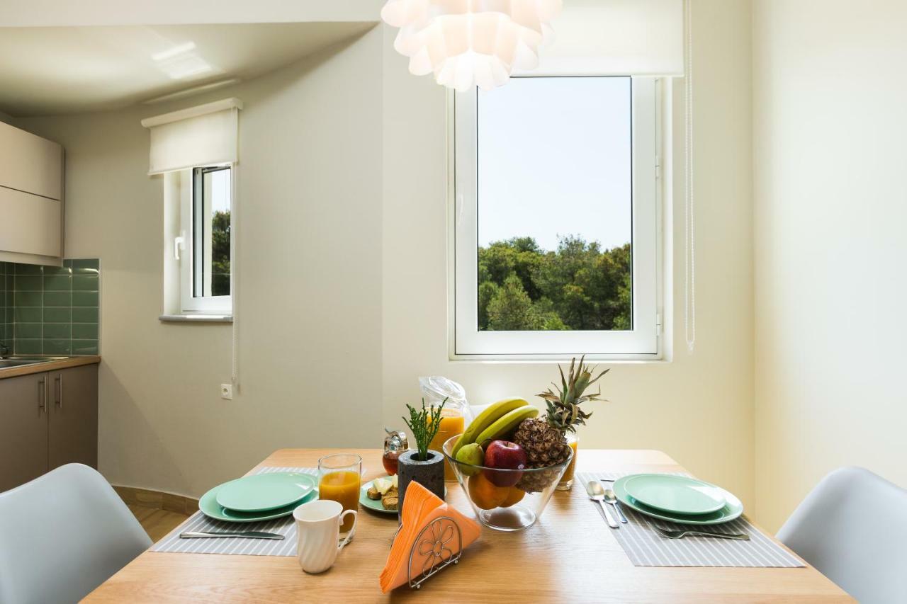 Chania Elite Homes Ii-Apartment Near Venizelos Tombs Monument Bagian luar foto