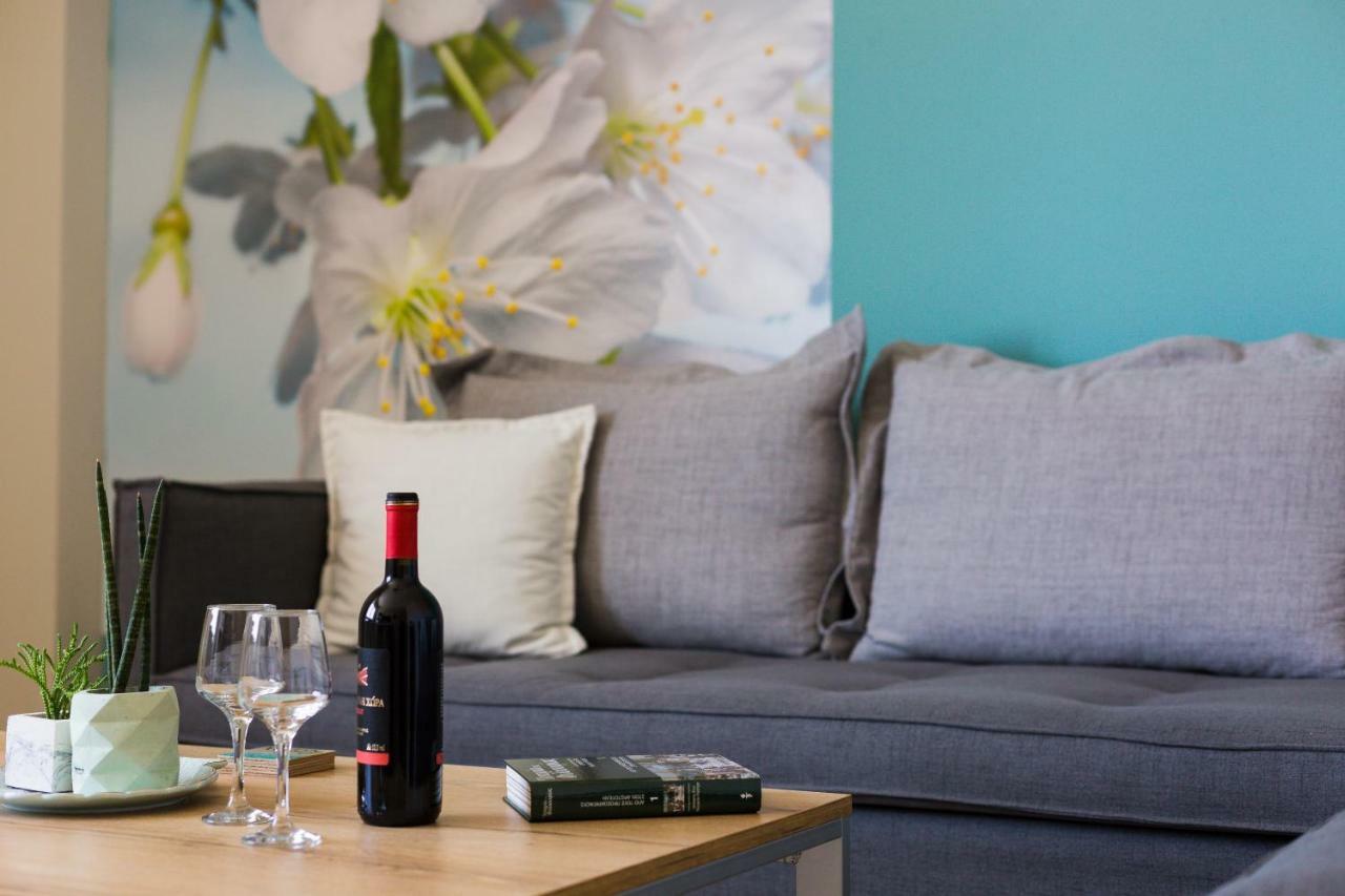 Chania Elite Homes Ii-Apartment Near Venizelos Tombs Monument Bagian luar foto