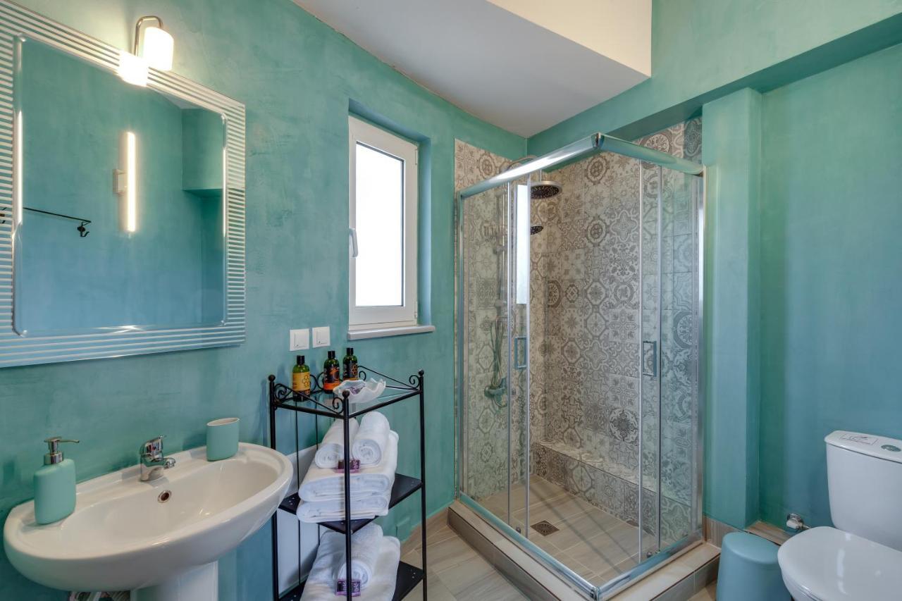 Chania Elite Homes Ii-Apartment Near Venizelos Tombs Monument Bagian luar foto